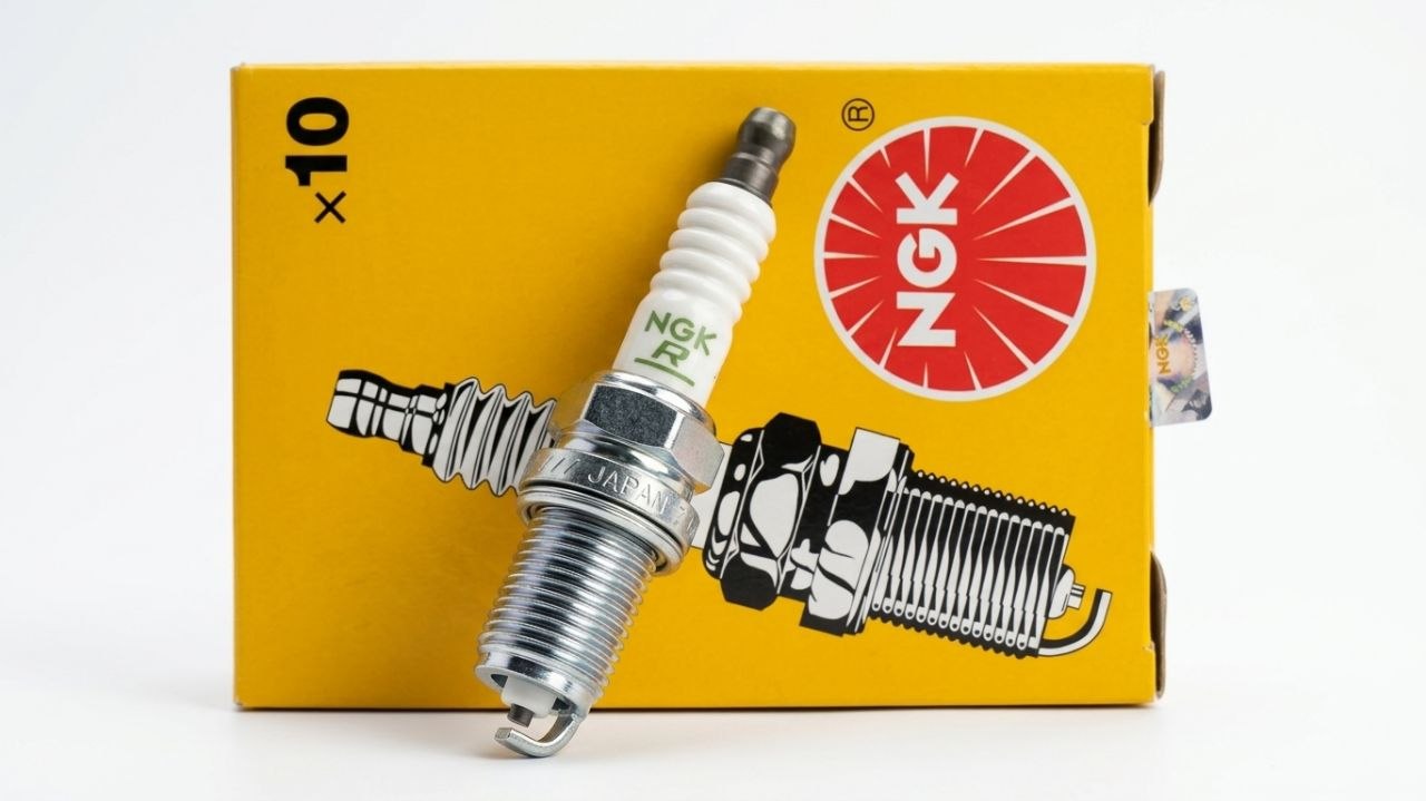 شمع تک پلاتین پایه کوتاه NGK BKR6E-11
